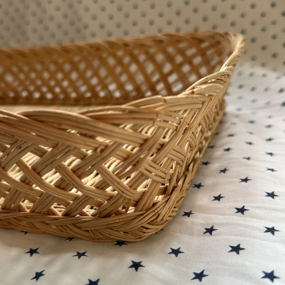 Vintage Rectangular Bread / Fruit / Storage / Decor Basket 13.5” x 10.5” EUC